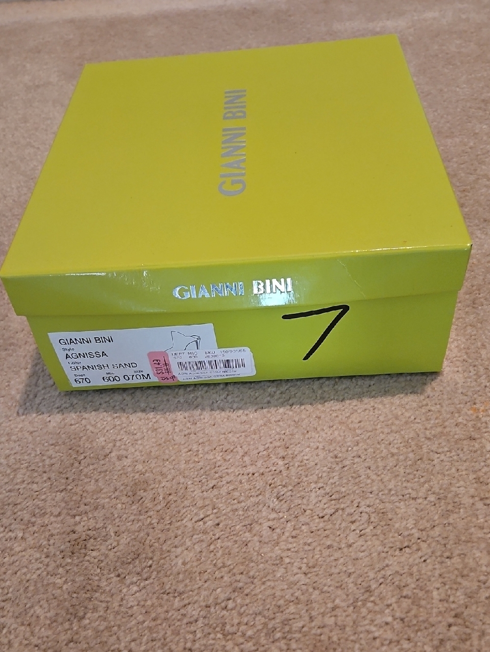 Gianni Bini Lime Green Shoe Box